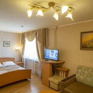 Гостиница Турист Ярославль Двухместный номер с двуспальной кроватью-3